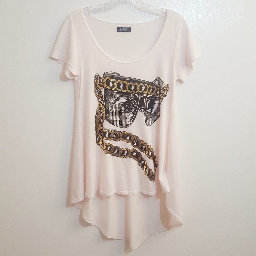 Lauren Moshi Sunglass Chain Graphic Tee